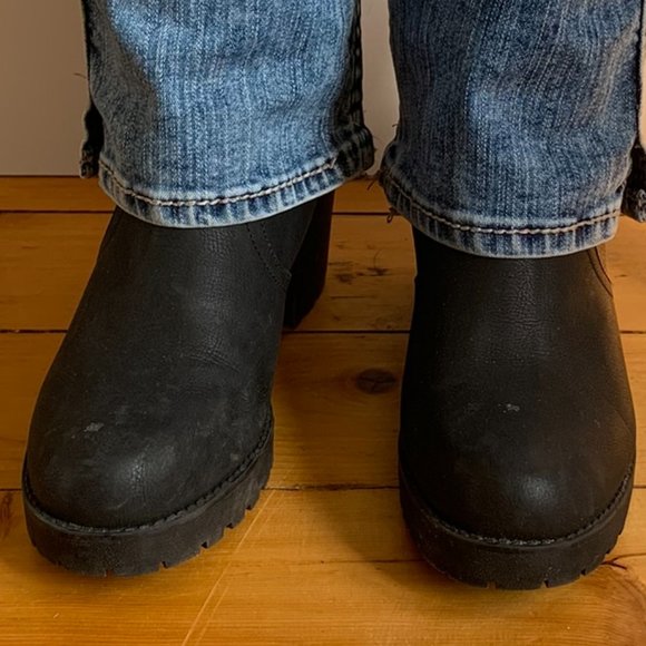 Chelsea Girl Heeled Platform Boots - Picture 5 of 6